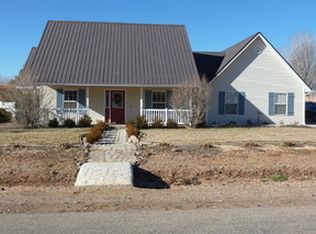 8113 N Sapphire Dr, Saint George, UT 84770