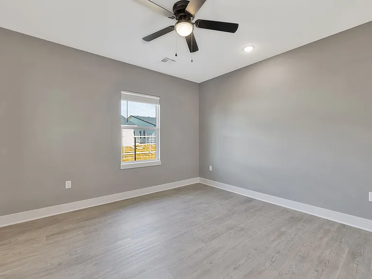472 Long Path Ct — Photo 22