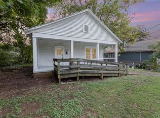 1001 E Morehead St, Burlington, NC 27215