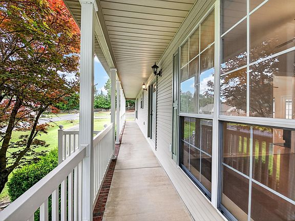 5th image of 50 Morgan Dr