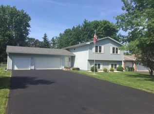 2745 131st Ave NW, Coon Rapids, MN 55448