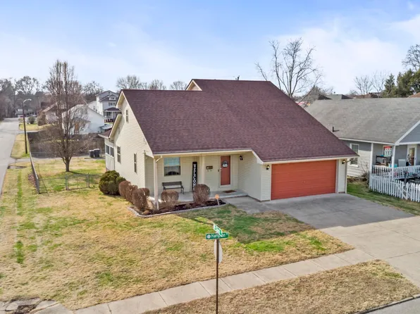 3236 Hampton St, Ashland, KY 41101