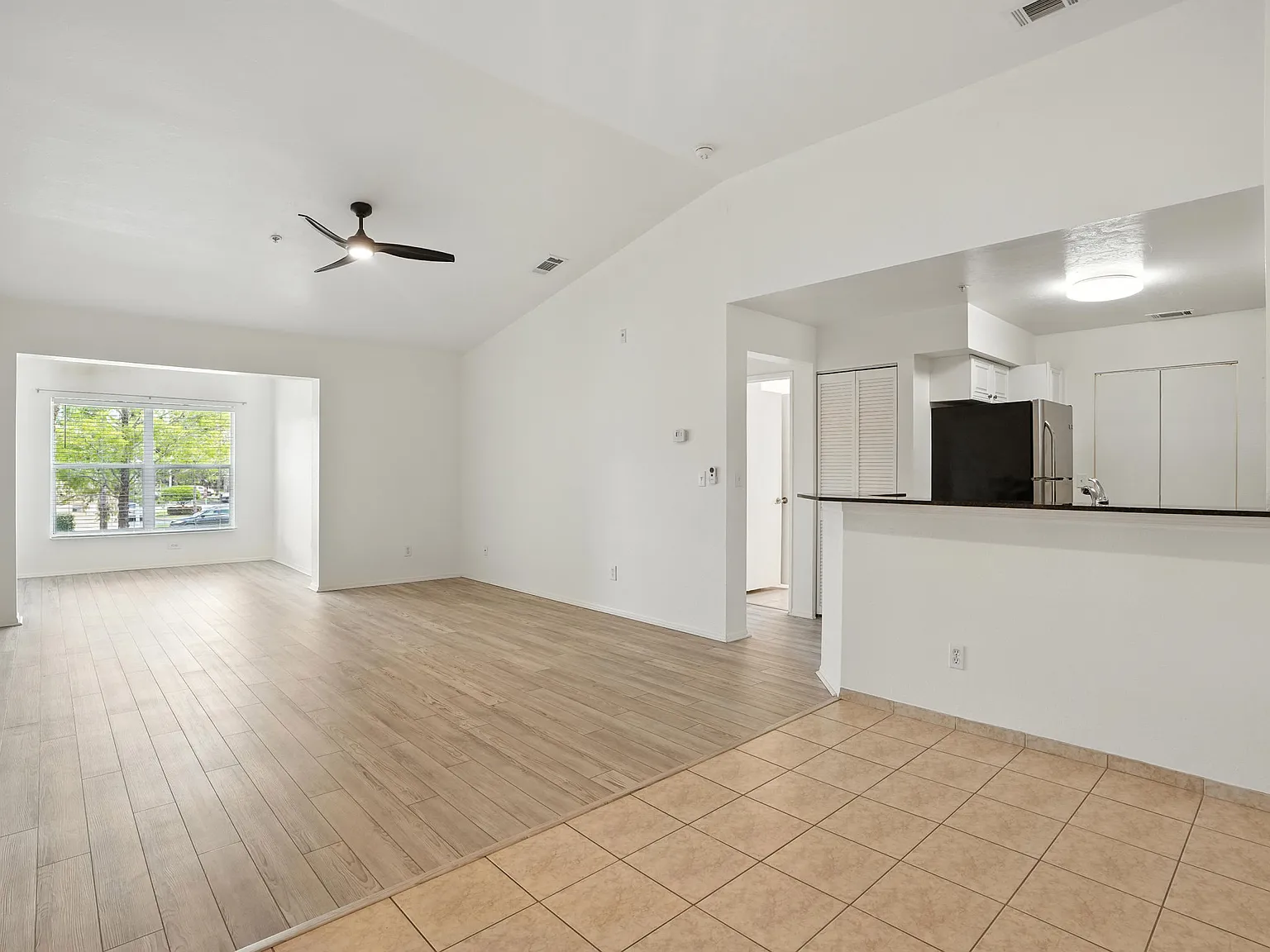 Listing Only - 8255 Ibis Club Dr #512 - 1 — Photo 4