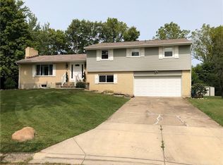 931 Debbie Ct, Dayton, OH 45415