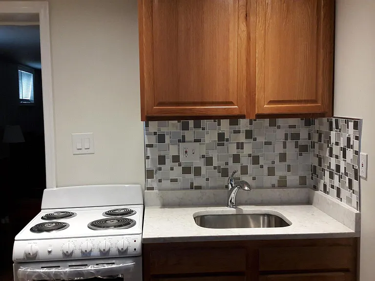 4235 Alton Pl NW #BASEMENT — Photo 2