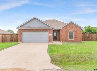 2422 Abigail Ln, Mabank, TX 75147