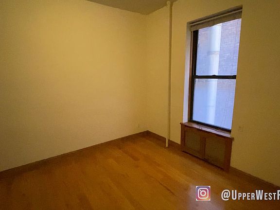 4th image of 127 W 85th St #34