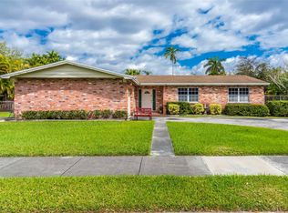 10471 SW 110th St, Miami, FL 33176