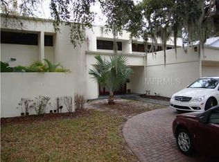2910 W Knights Ave, Tampa, FL 33611