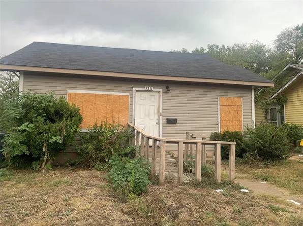 1211 Strickland St, Dallas, TX 75216