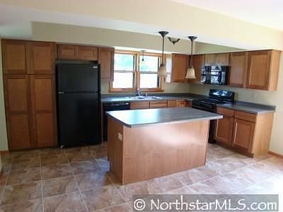 4th image of 2424 Churchill St