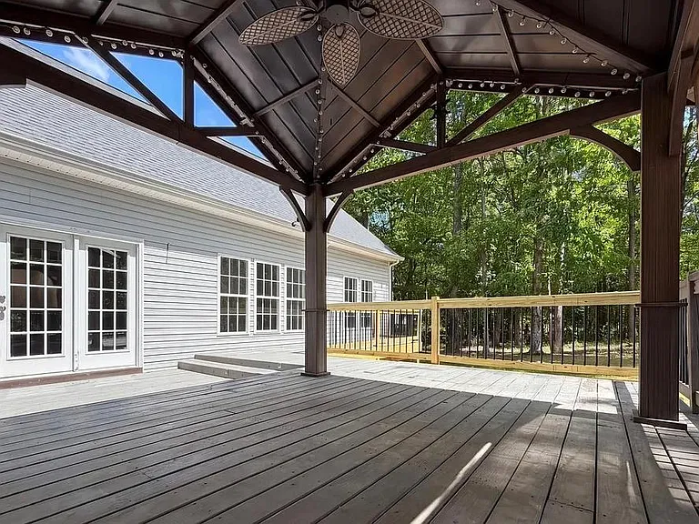 114 Rockrose Ave — Photo 10