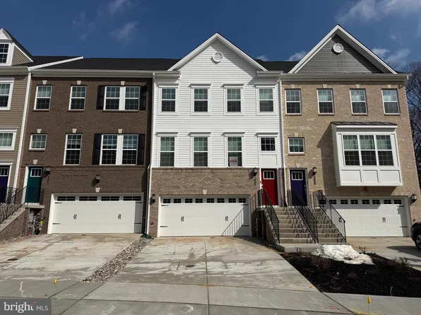 1703 Water Crossing Rd, Pikesville, MD 21208