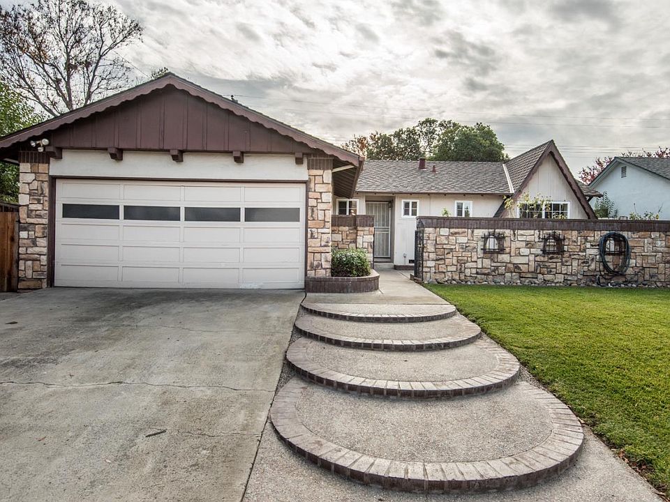 1st image of 1532 Willowgate Dr
