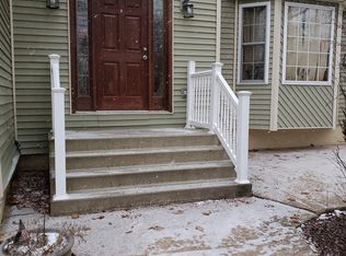 157 Philwood Ln, Milford, PA 18337