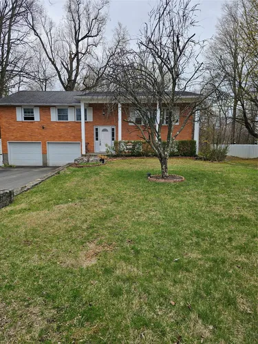 15 Louise Dr Photo 1