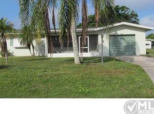412 Coconut Ave E, Port Saint Lucie, FL 34952