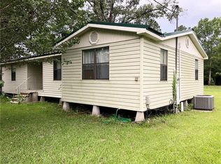 1067 Old River Rd, Starks, LA 70661