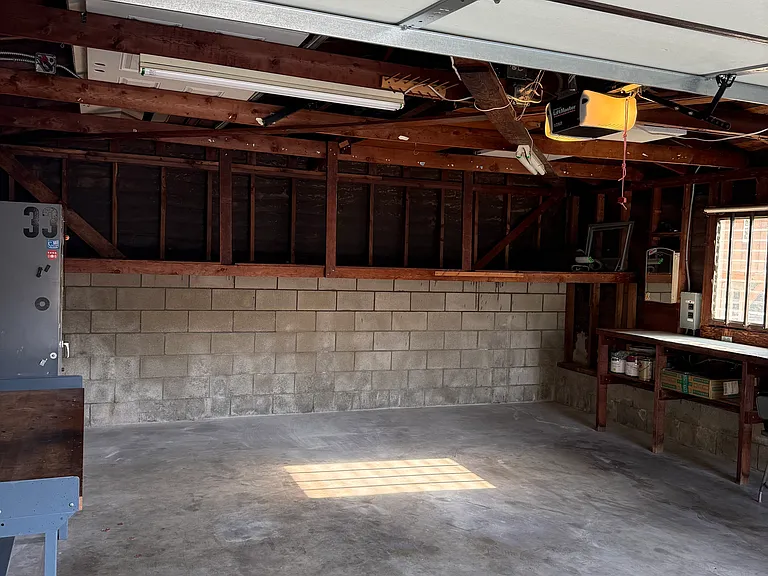 1620 N Avenue 55 — Photo 7