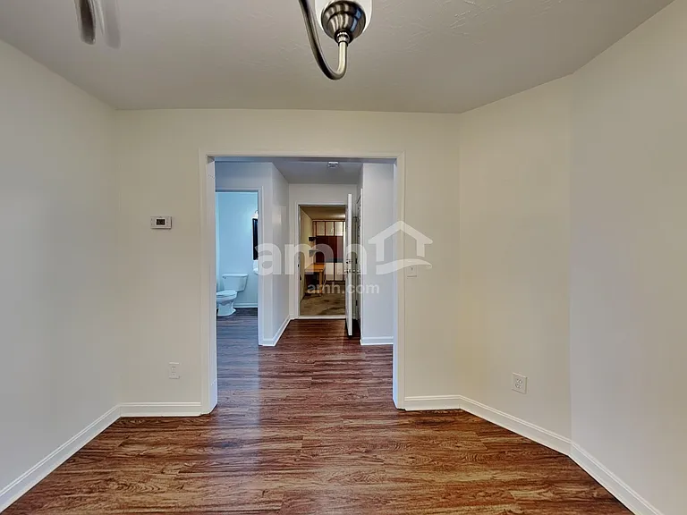 9302 Hardwicke Ln — Photo 5