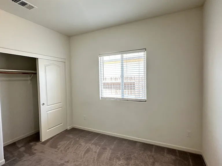 513 Tolman Way — Photo 4