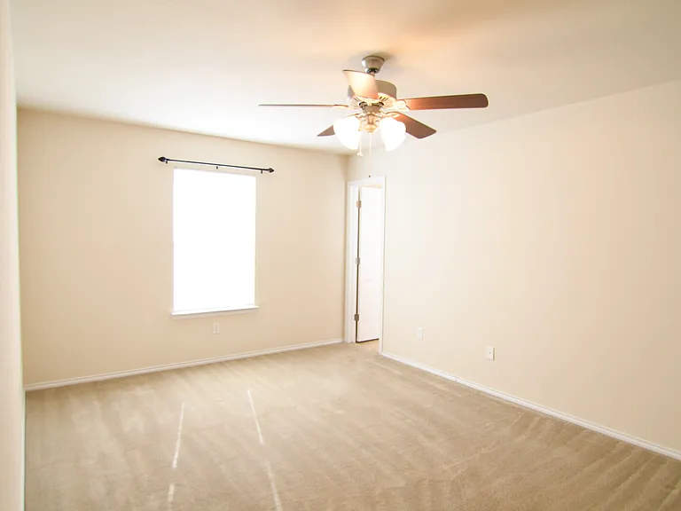 7207 Freedom Dr — Photo 10
