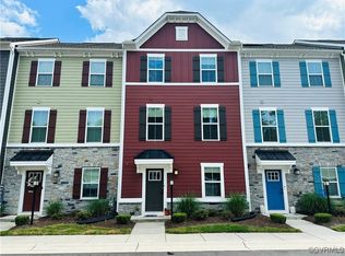 1724 Defiance Dr, Chesapeake, VA 23323