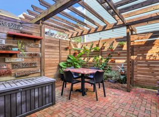 420 E Gaston St, Savannah, GA 31401