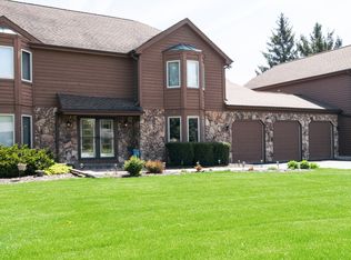 2N711 Anderson Ct, West Chicago, IL