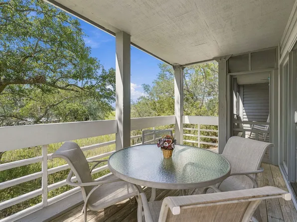 2411 Racquet Club Dr, Johns Island, SC 29455