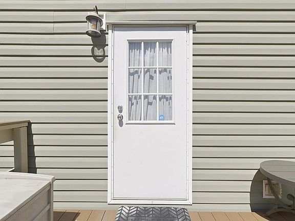 5th image of 3970 SW 45TH AVENUE