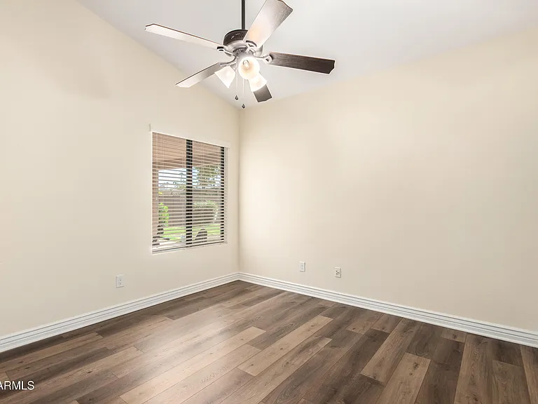 1517 W Islandia Dr — Photo 30