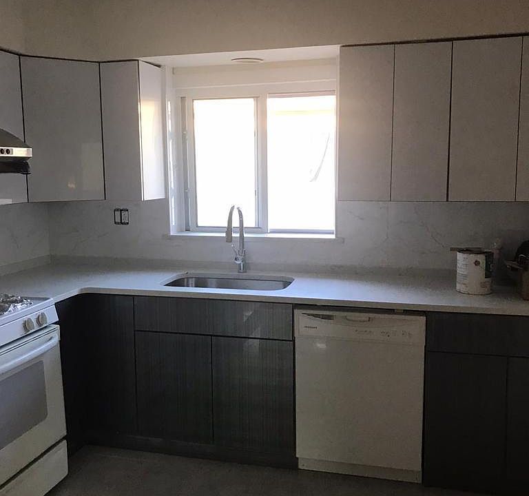 1st image of 14623 25th Dr Floor 2