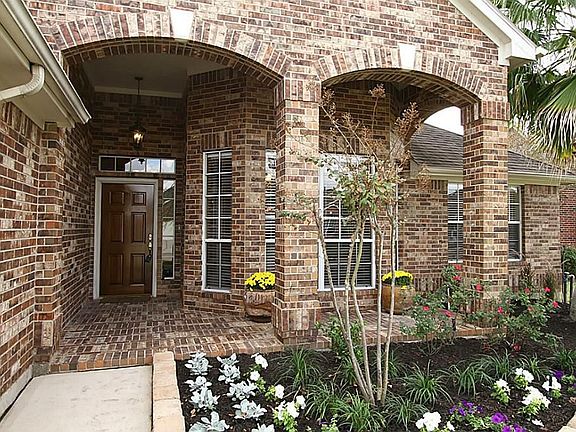 2nd image of 9927 Hickory Trace Ct