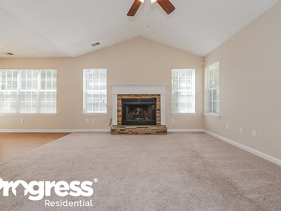3rd image of 318 Pinestream Cir