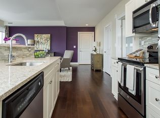 One Water Street, Philadelphia, PA 19106