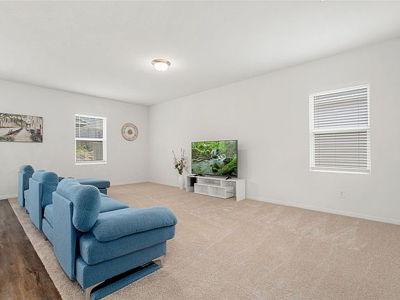 5th image of 19325 Berringer Dr
