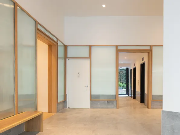 234 East 46th Street image 12 of 20