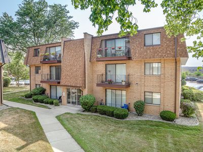 4925 W 109th St APT 201, Oak Lawn, IL, 60453
