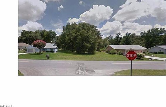 4th image of 2754 N Canterbury Lake Dr