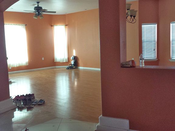 5th image of 754 Plazer Pl