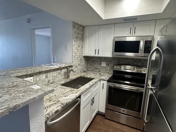 3601 W Tierra Buena Ln, Phoenix, AZ