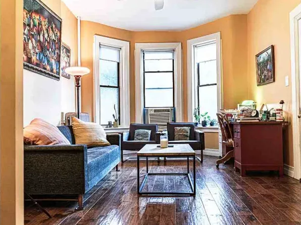 2503 Clarendon Road image 3 of 16