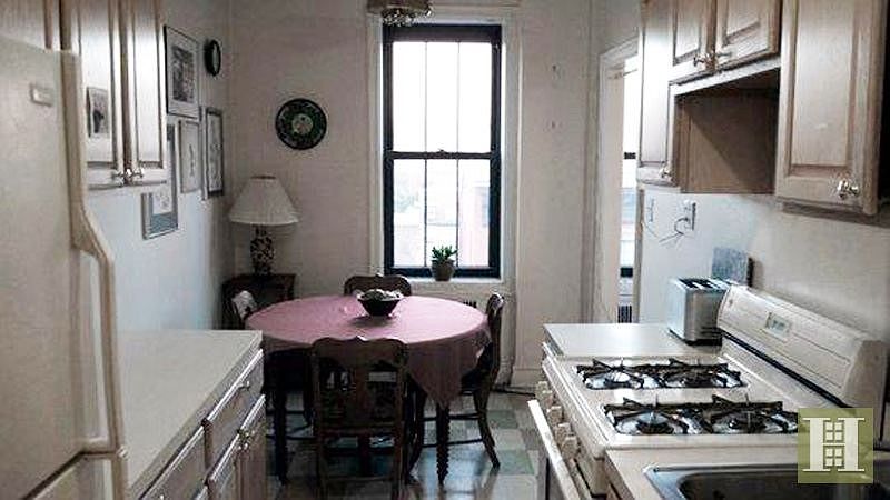 2nd image of 200 Clinton St APT 5E
