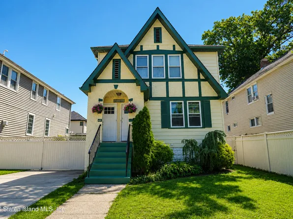 69 Chelsea St, Staten Island, NY 10307