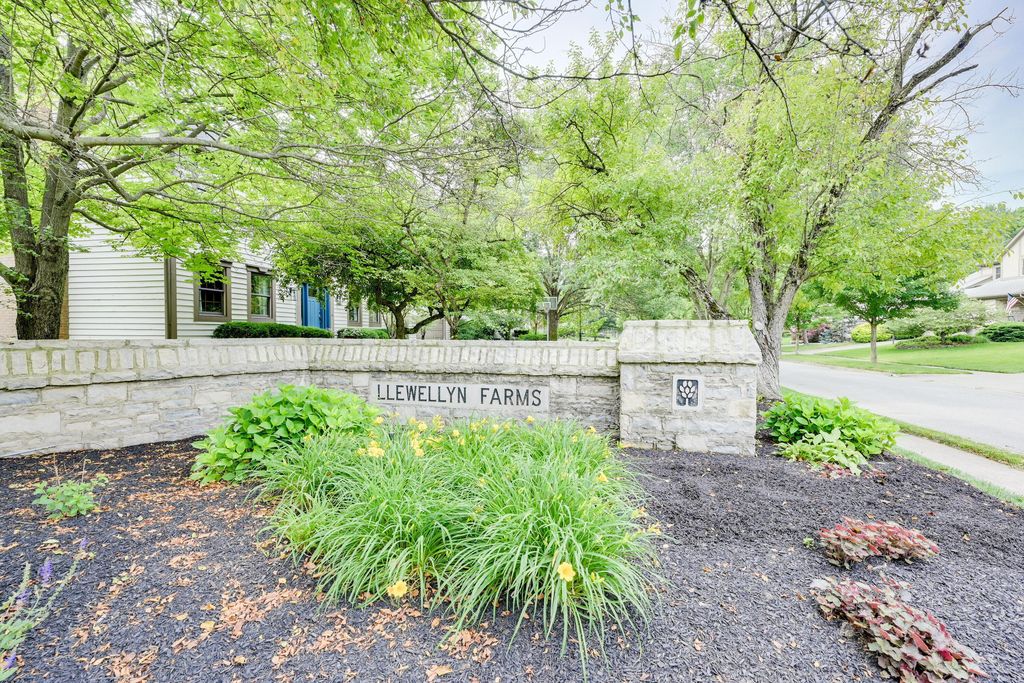 Real estate listing image