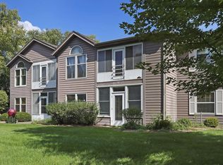 945 Crestwood Dr #2C, Burlington, WI 53105