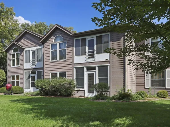 945 Crestwood DRIVE #2C, Burlington, WI 53105