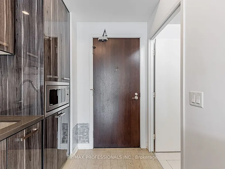 120 Bayview Ave #N303 — Photo 4