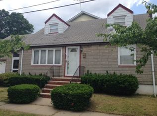 752-754 Myrtle St, Elizabeth, NJ 07202